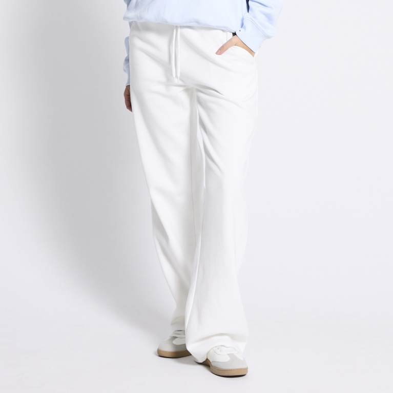 Straight sweatpants "Vera" Off white